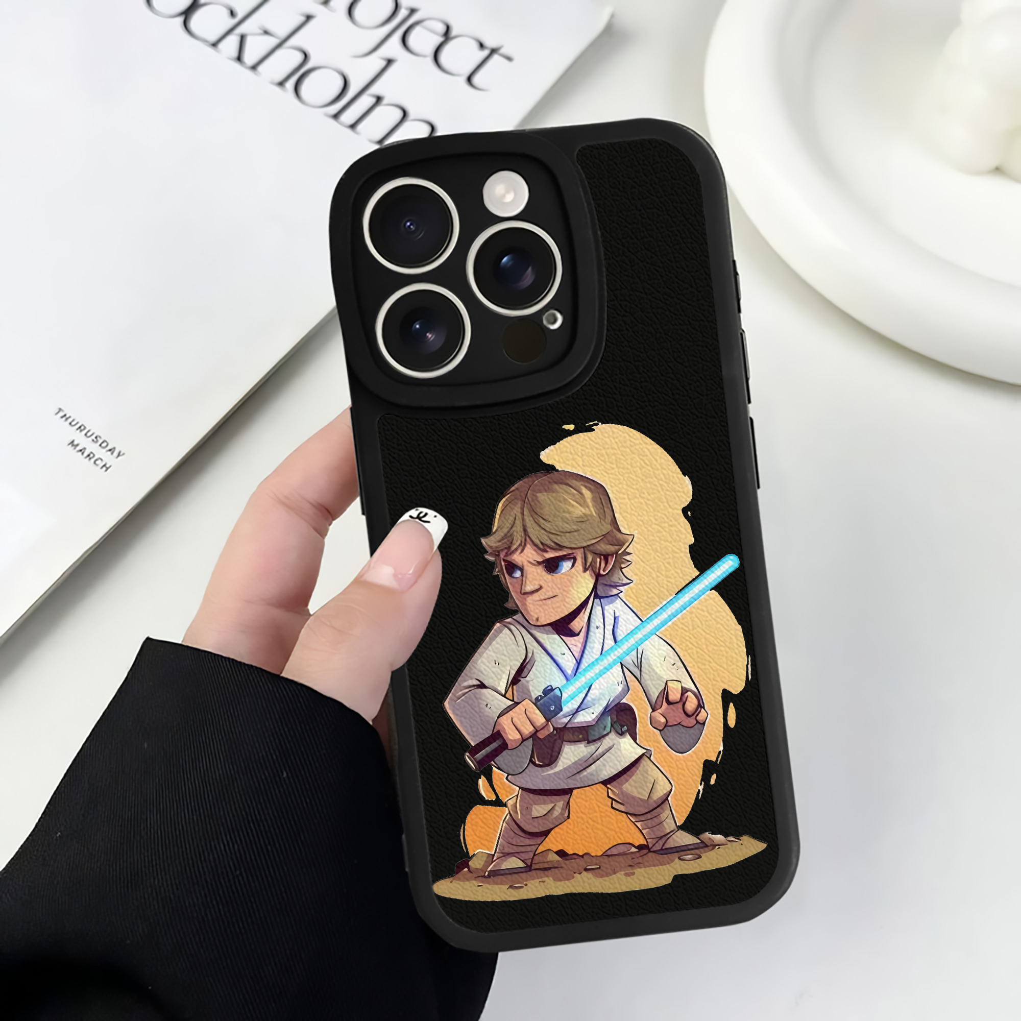 （画像用） スター・ウォーズ Star Wars 【iPhone 16シリーズ対応】シリコンスマホケース（レザー調） 材質：シリコン